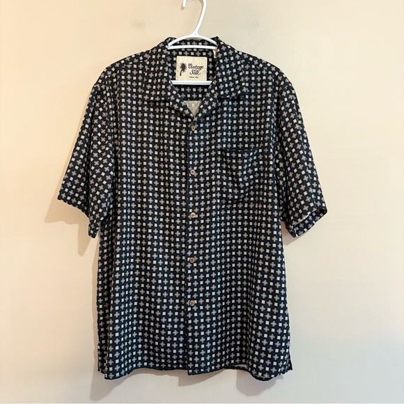 VINTAGE SILK Black & Grey Pattern 100% Silk Button Down Shirt - Picture 1 of 14